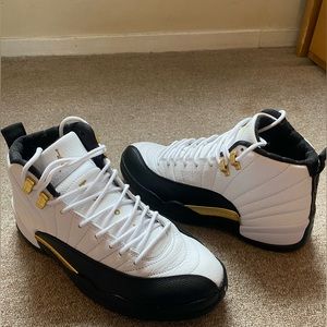 Air Jordan 12 Royalty